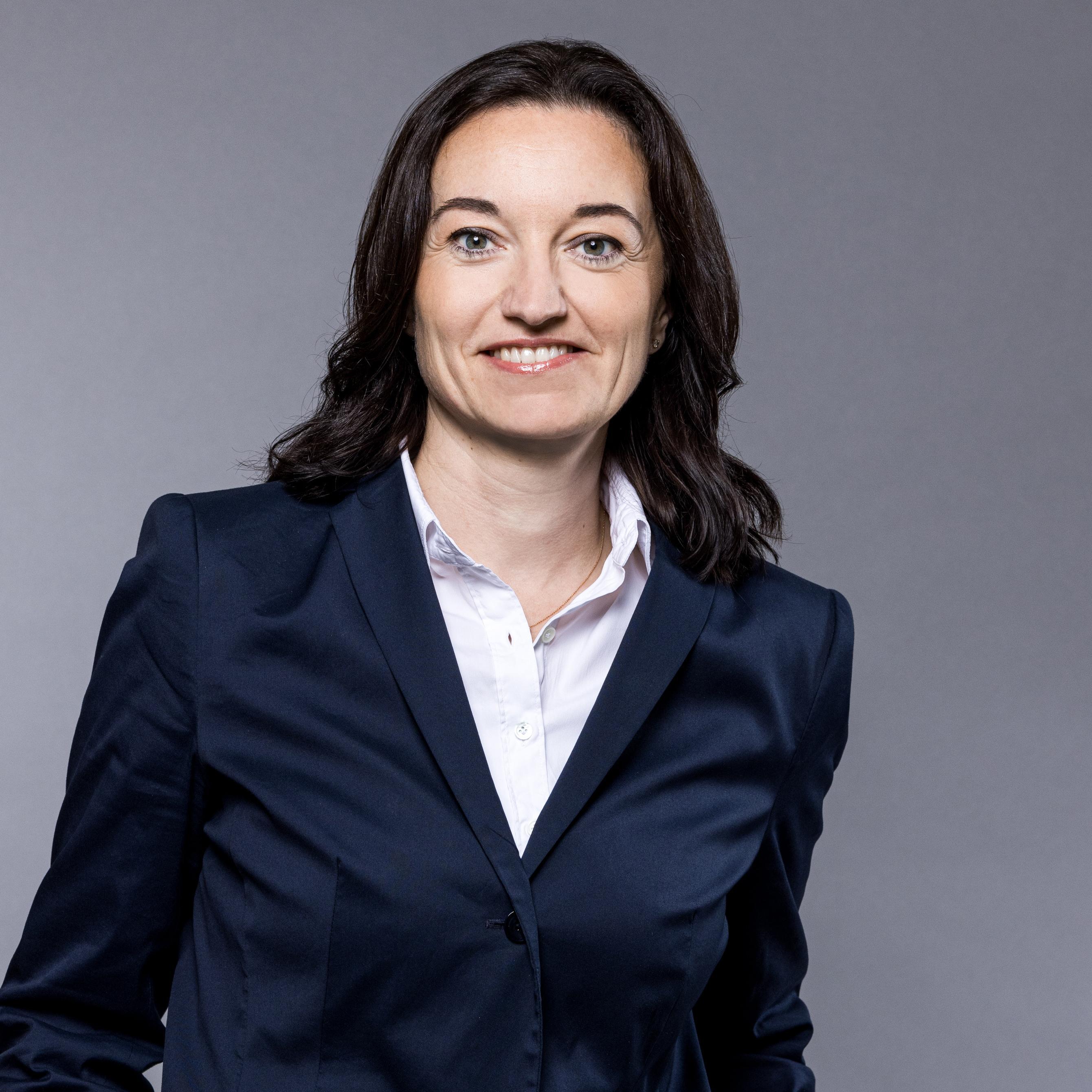 Caterina Lochner, Tyczka Group