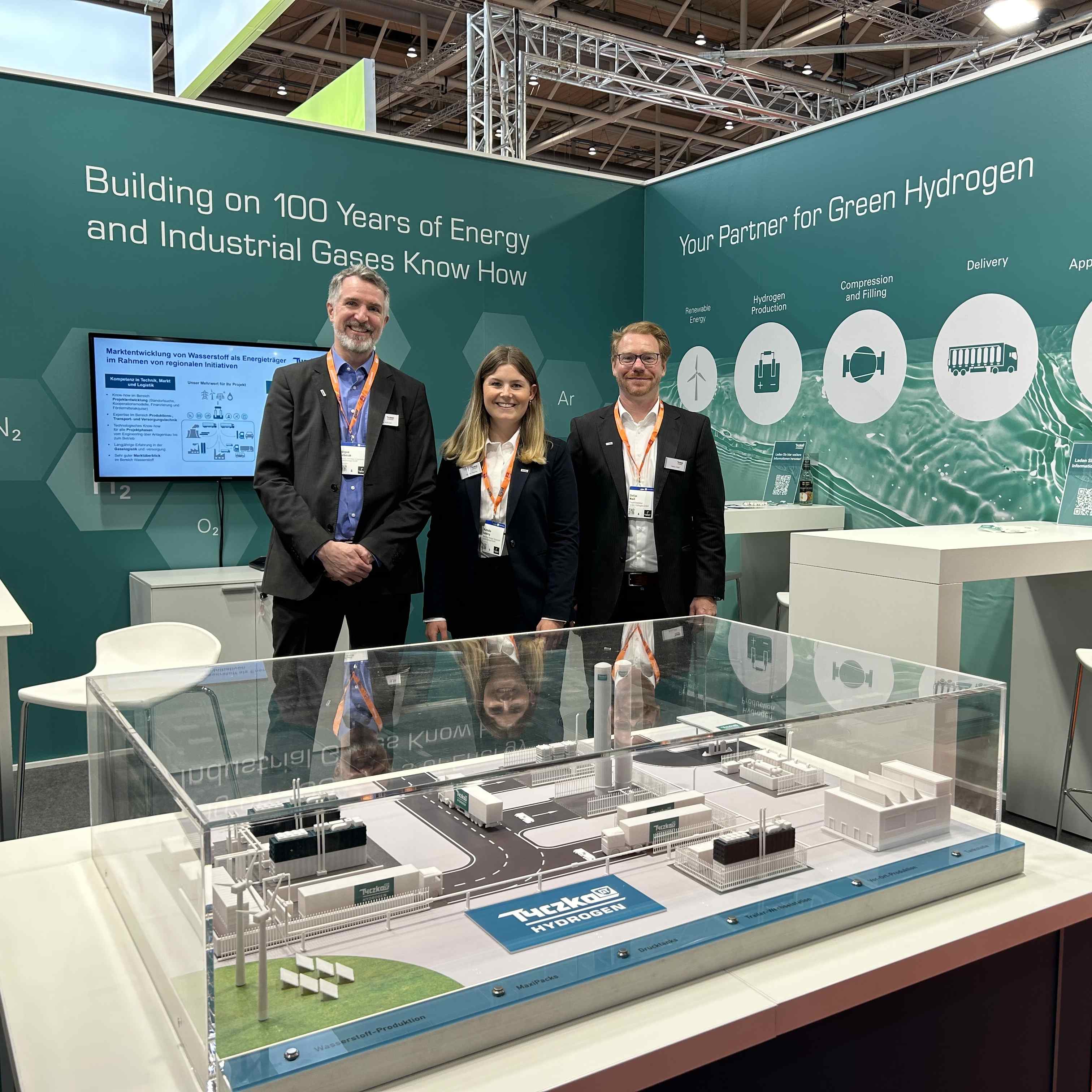Hannover_Messe_Wasserstoff_3D-Modell_Tyczka_Hydrogen_1:1