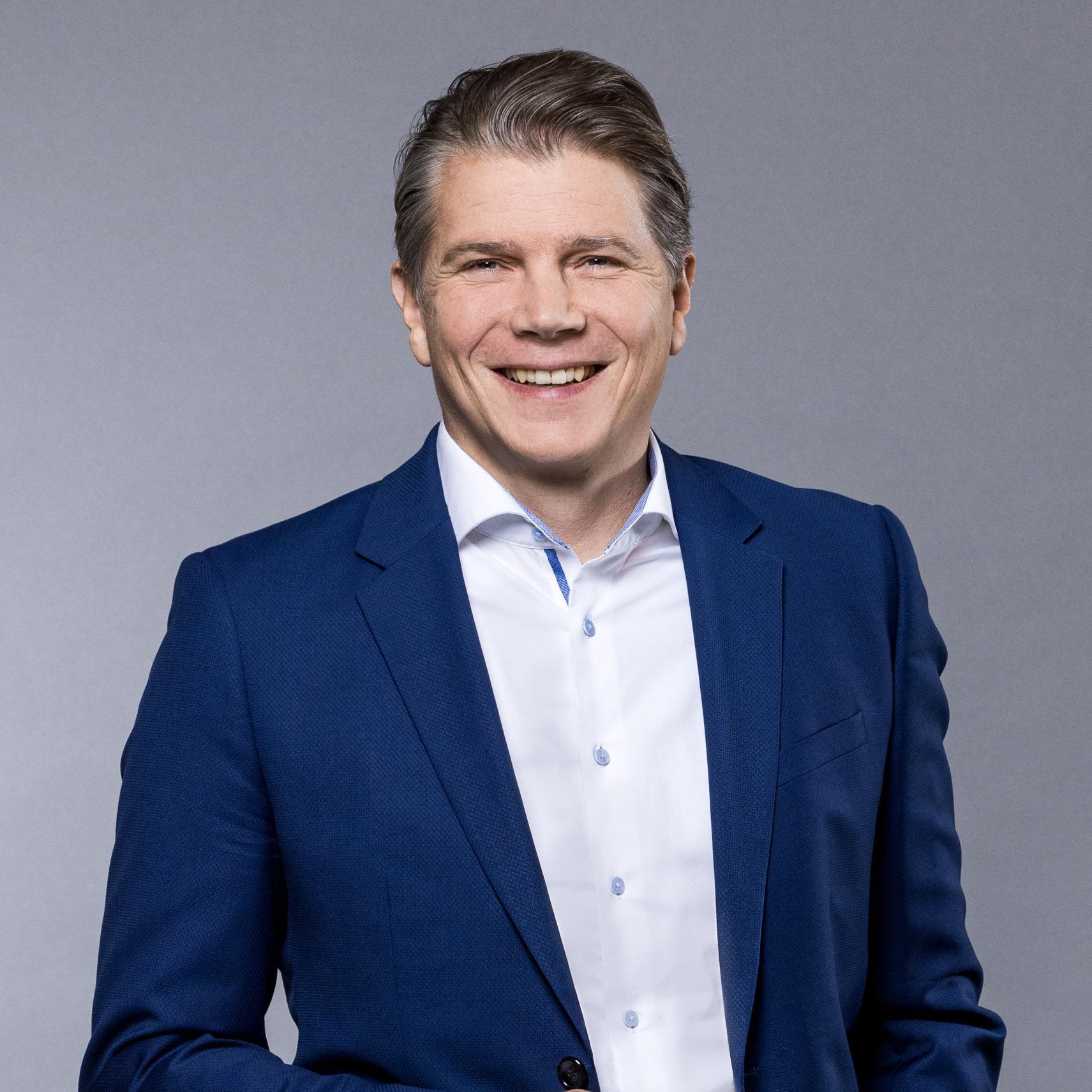 Ulrich Hanke, Tyczka Group